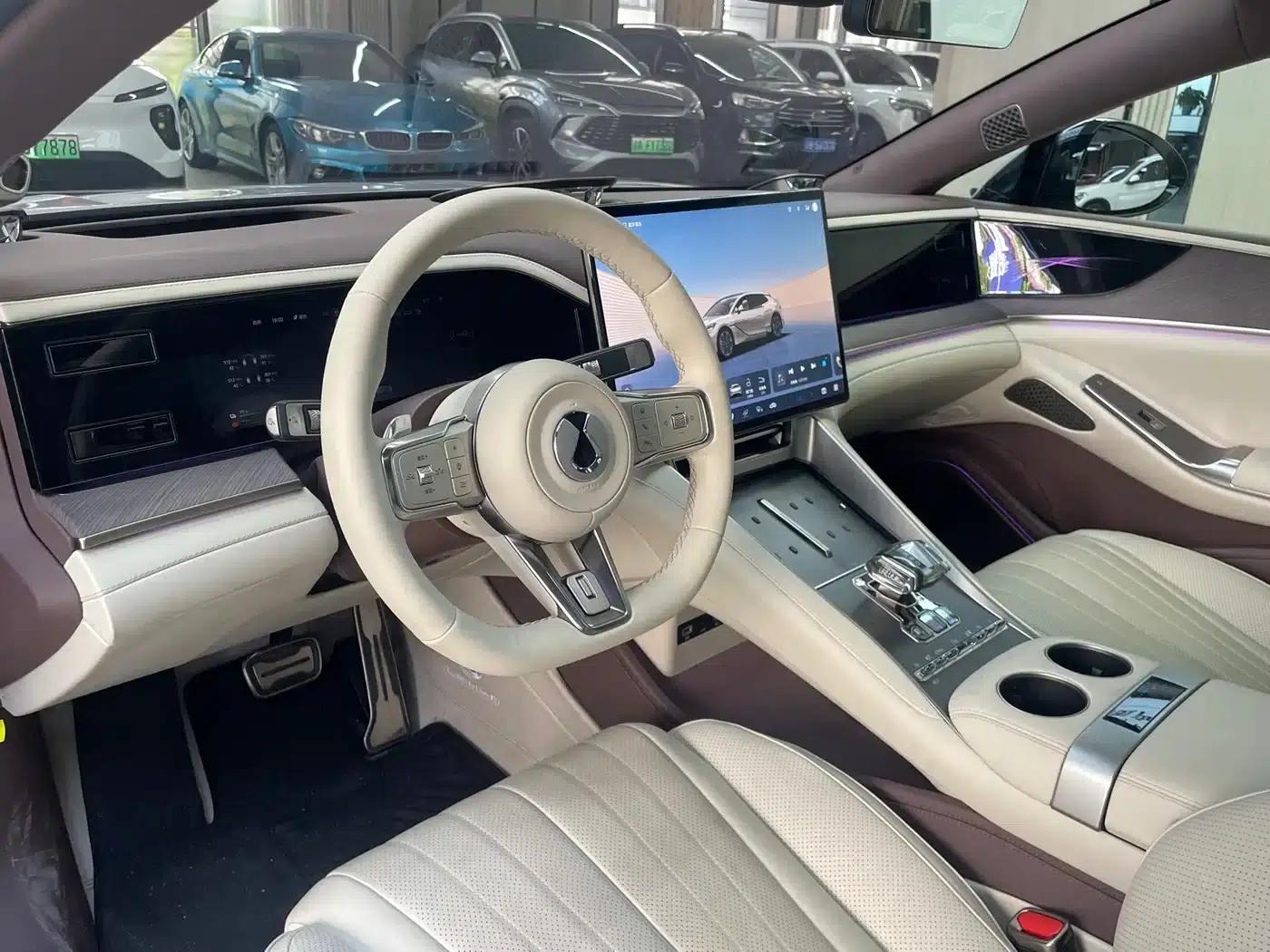 Denza Z9 2024 Model, 1100km Range, 4WD Ultra Edition — миниатюра 10