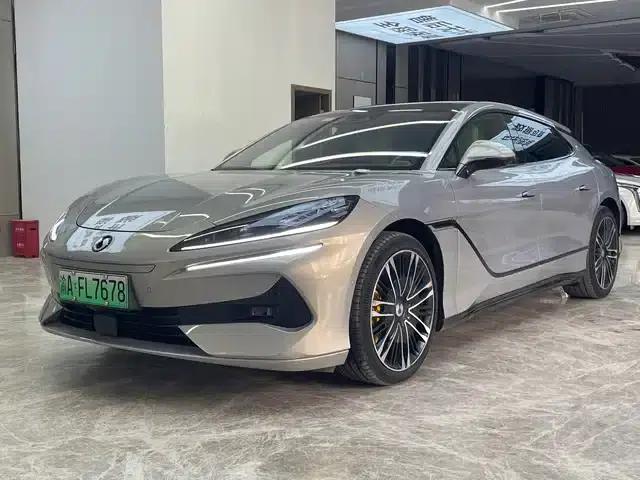 Denza Z9 2024 Model, 1100km Range, 4WD Ultra Edition