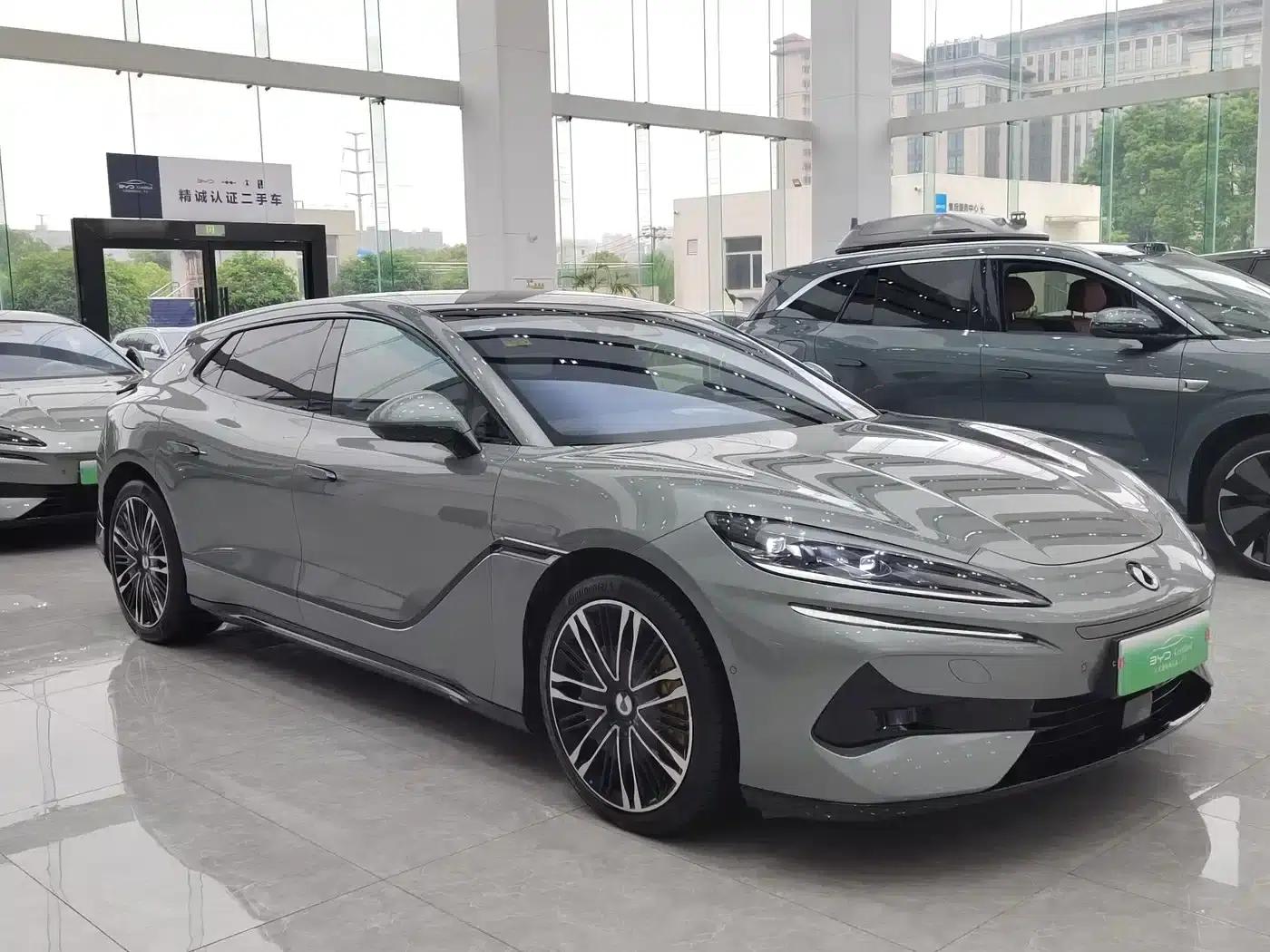 Denza Z9 GT 2024 1100 AWD Ultra Edition — миниатюра 3