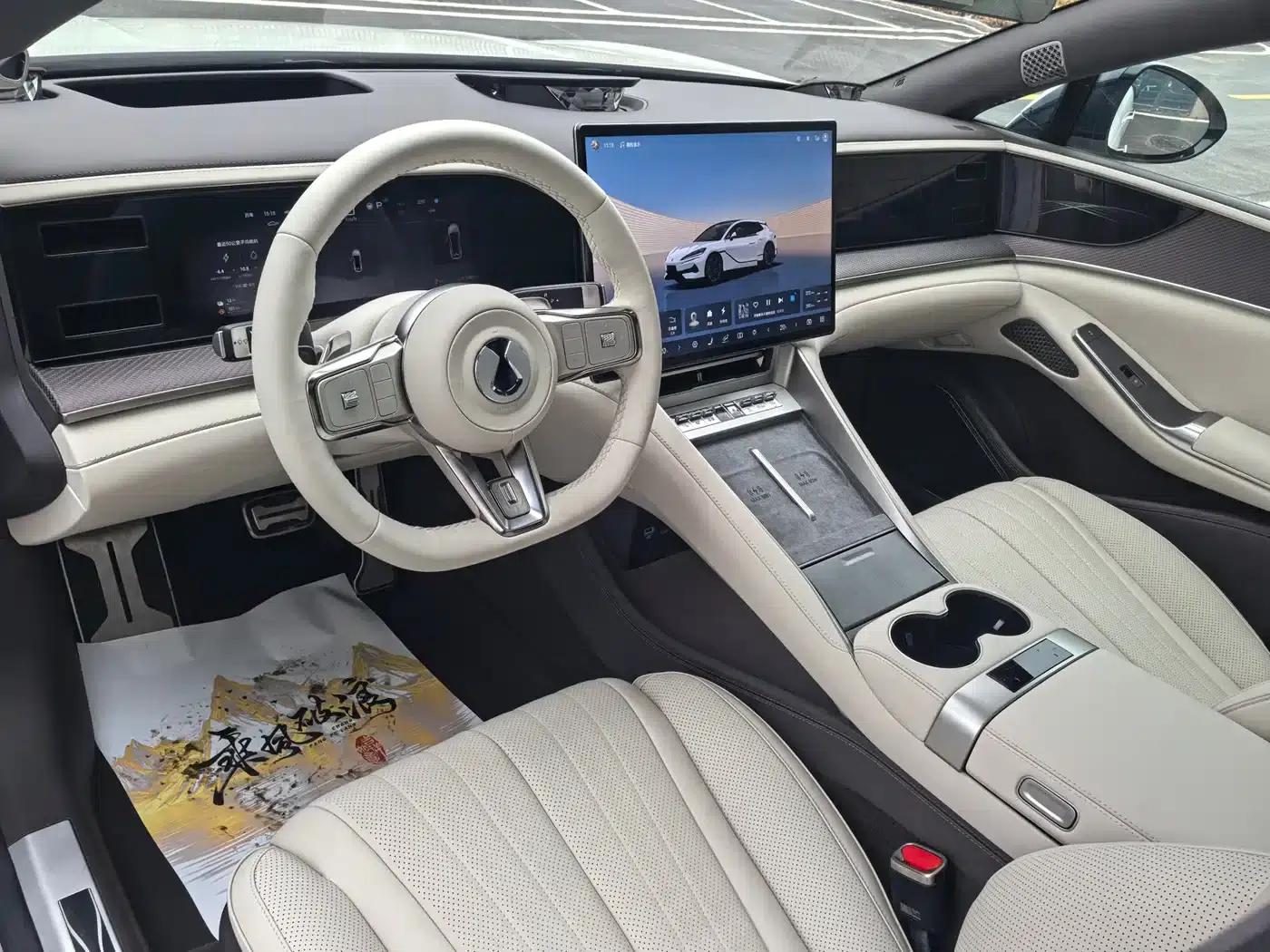 Denza Z9 GT 2024 1100 AWD Ultra Edition — миниатюра 15