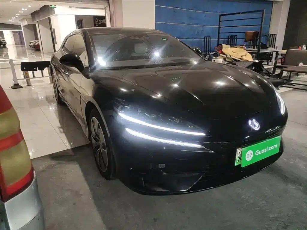Denza Z9 GT 2024 1100 AWD Max Edition — миниатюра 4