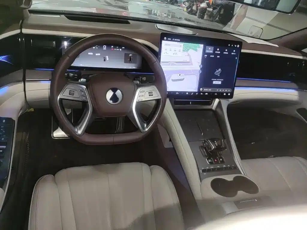 Denza Z9 GT 2024 1100 AWD Max Edition — миниатюра 10