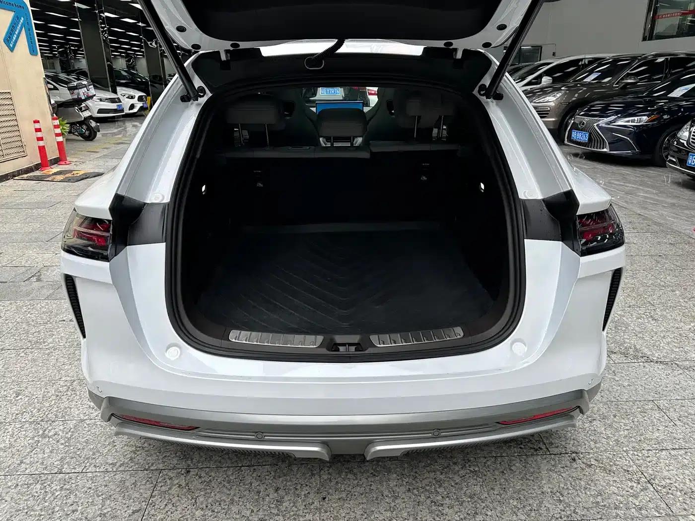 Denza N7 2023 Long Range Performance Edition — миниатюра 13