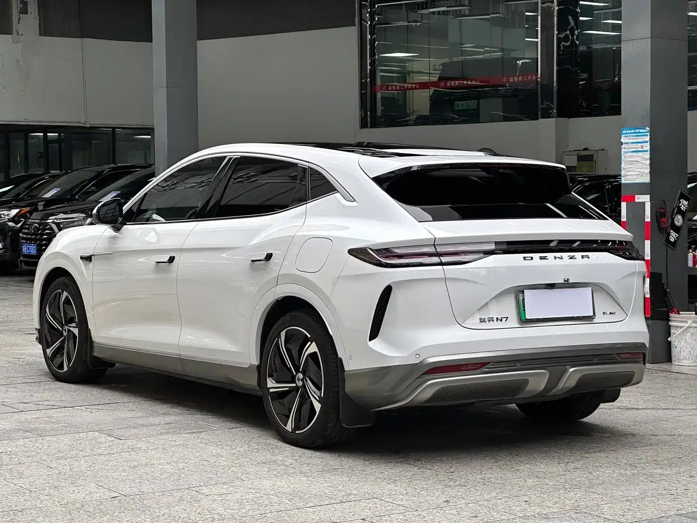 Denza N7 2023 Long Range Performance Edition — миниатюра 15