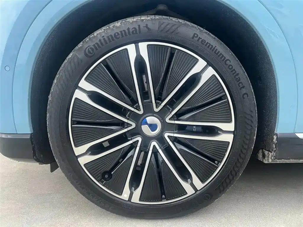 Denza N7 2024 630 AWD Intelligent Driving Max Edition — миниатюра 23