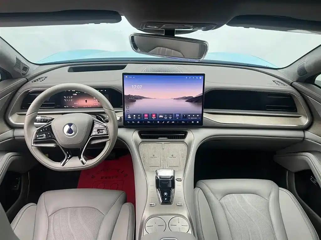 Denza N7 2024 630 AWD Intelligent Driving Max Edition — миниатюра 6
