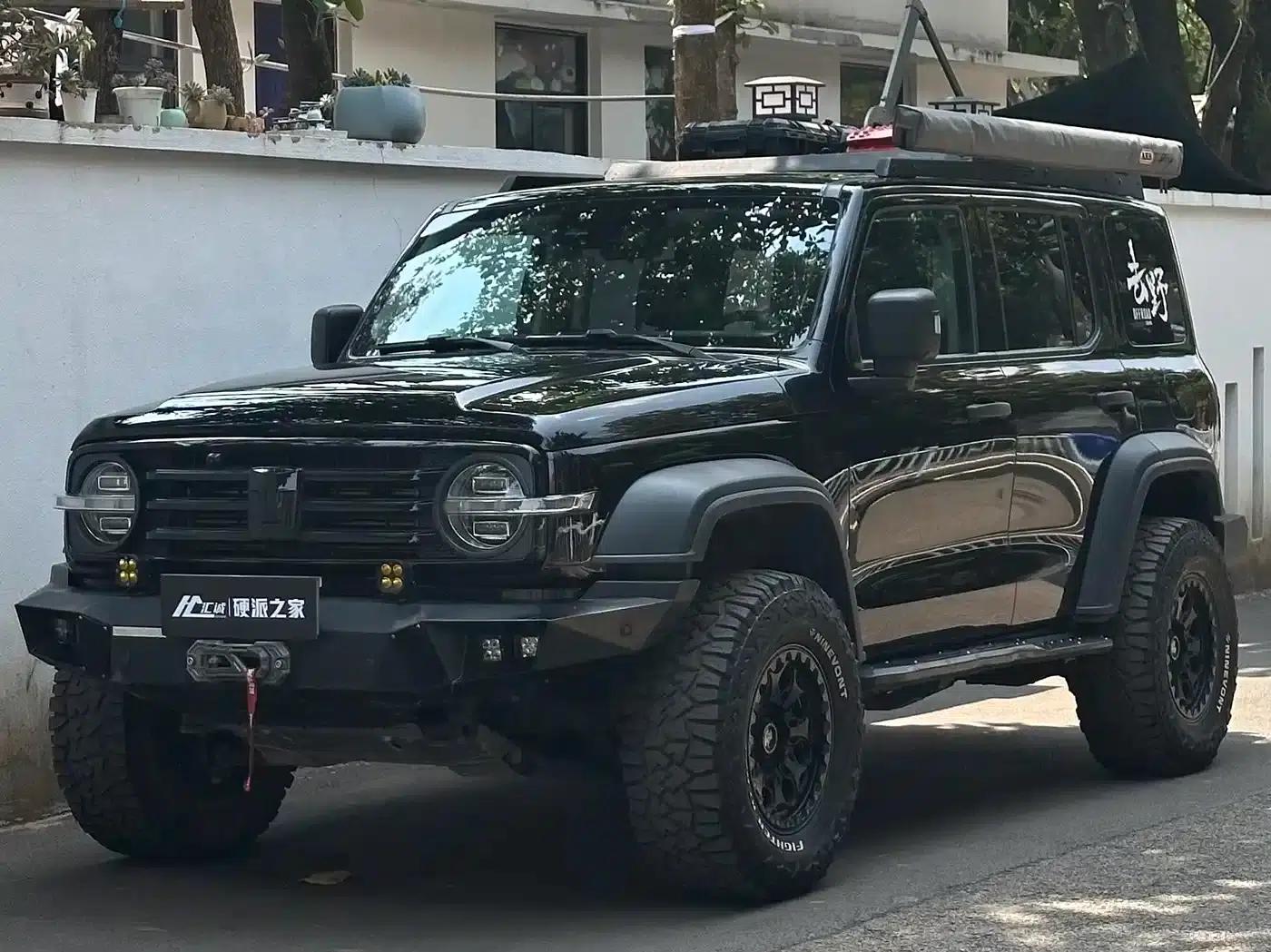Tank 300 2023 Off-Road Edition 2.0T Conqueror — миниатюра 1