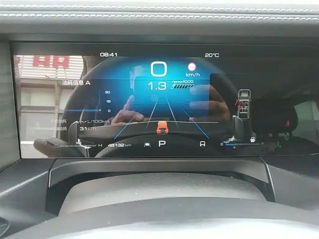 The 2023 Tank 300 City Edition 2.0T is very stylish. — миниатюра 12