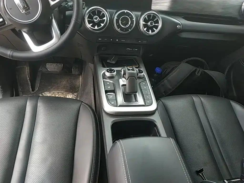 The 2023 Tank 300 City Edition 2.0T is very stylish. — миниатюра 14