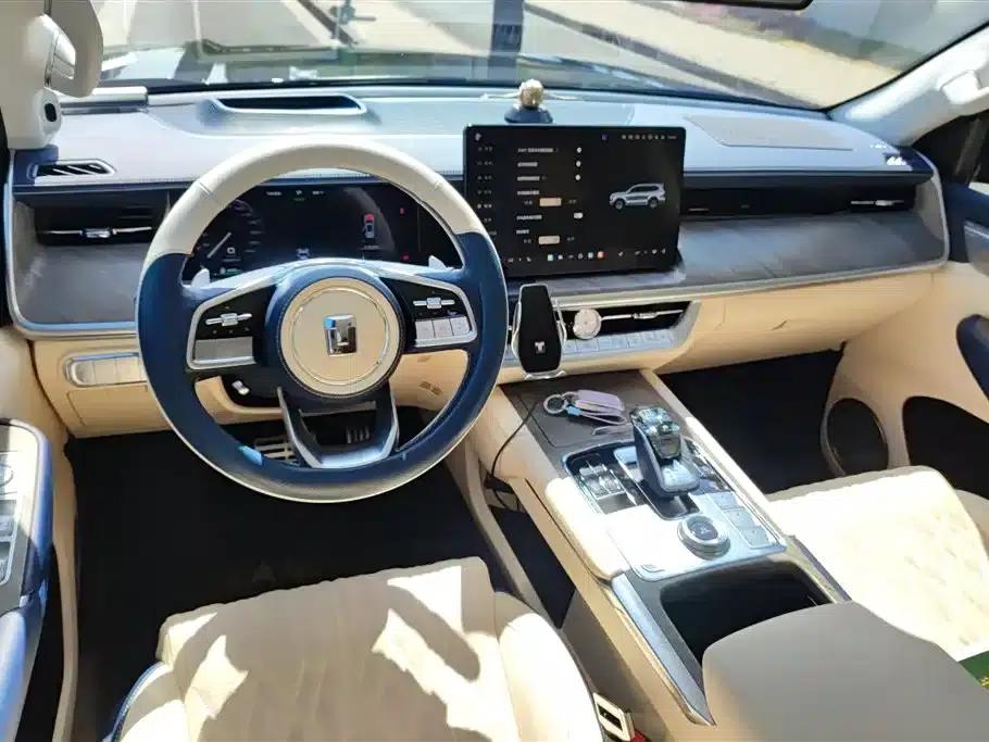 Tank 500 2022 3.0T Sport Edition (7-seater) — миниатюра 12