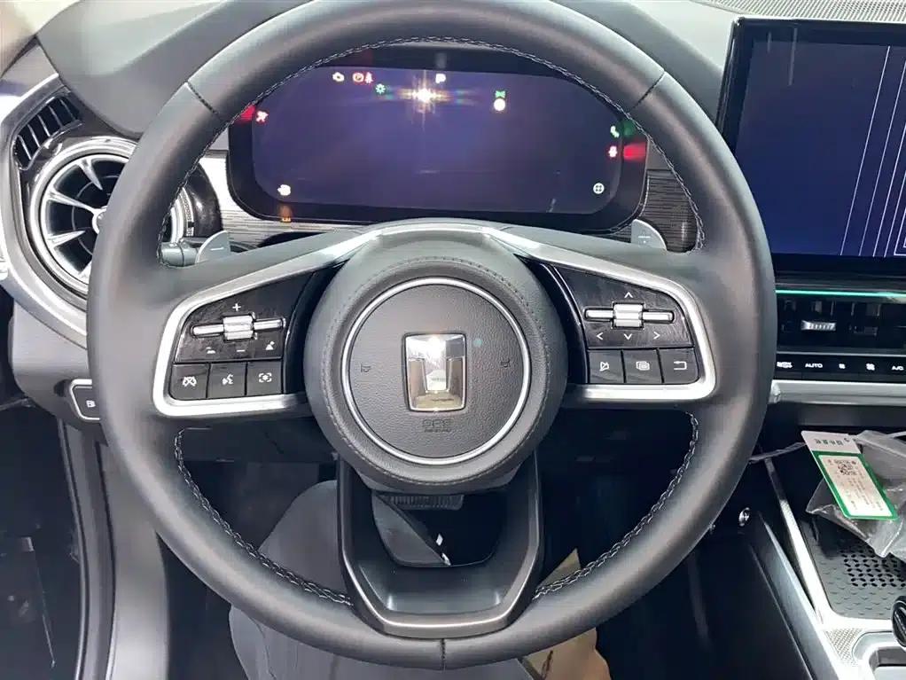 Tank 400 New Energy 2023 Hi4-T Super Edition — миниатюра 15