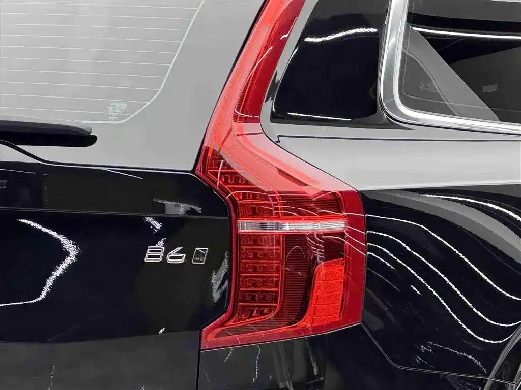 2022 Volvo XC90 B6 Inscription Luxury Edition 7-seater — миниатюра 14