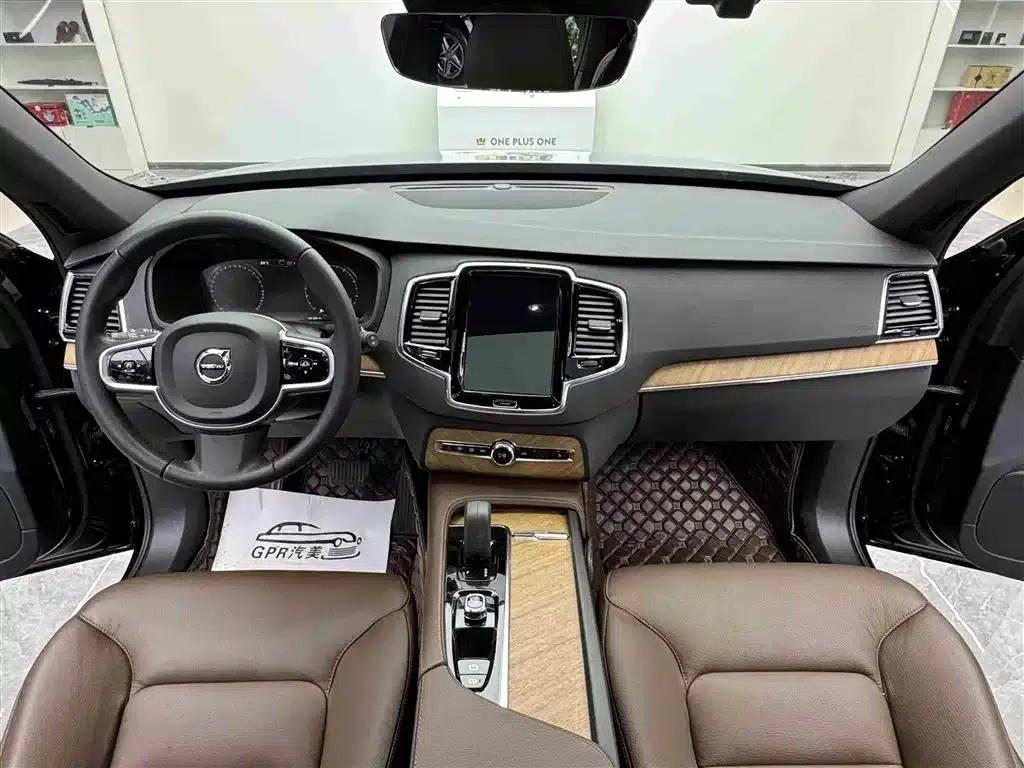2022 Volvo XC90 B6 Inscription Luxury Edition 7-seater — миниатюра 9