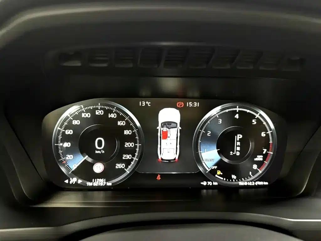 2018 Volvo XC90 T6 Inscription 7-seater — миниатюра 26