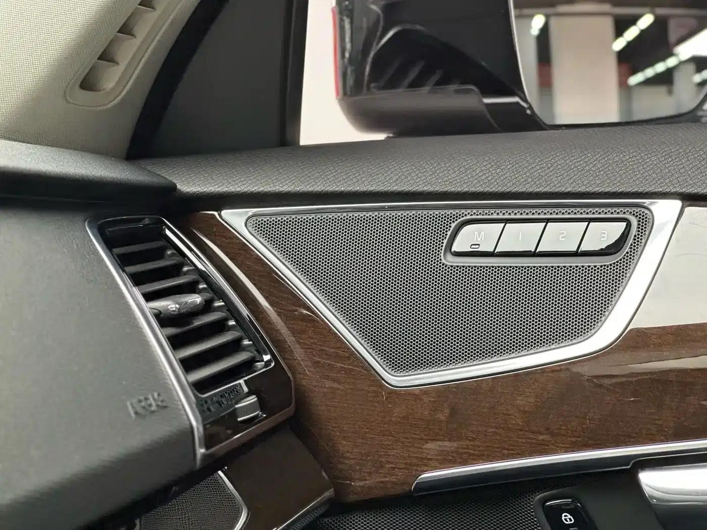 2015 Volvo XC90 T6 Smart Edition 7-seater — миниатюра 11
