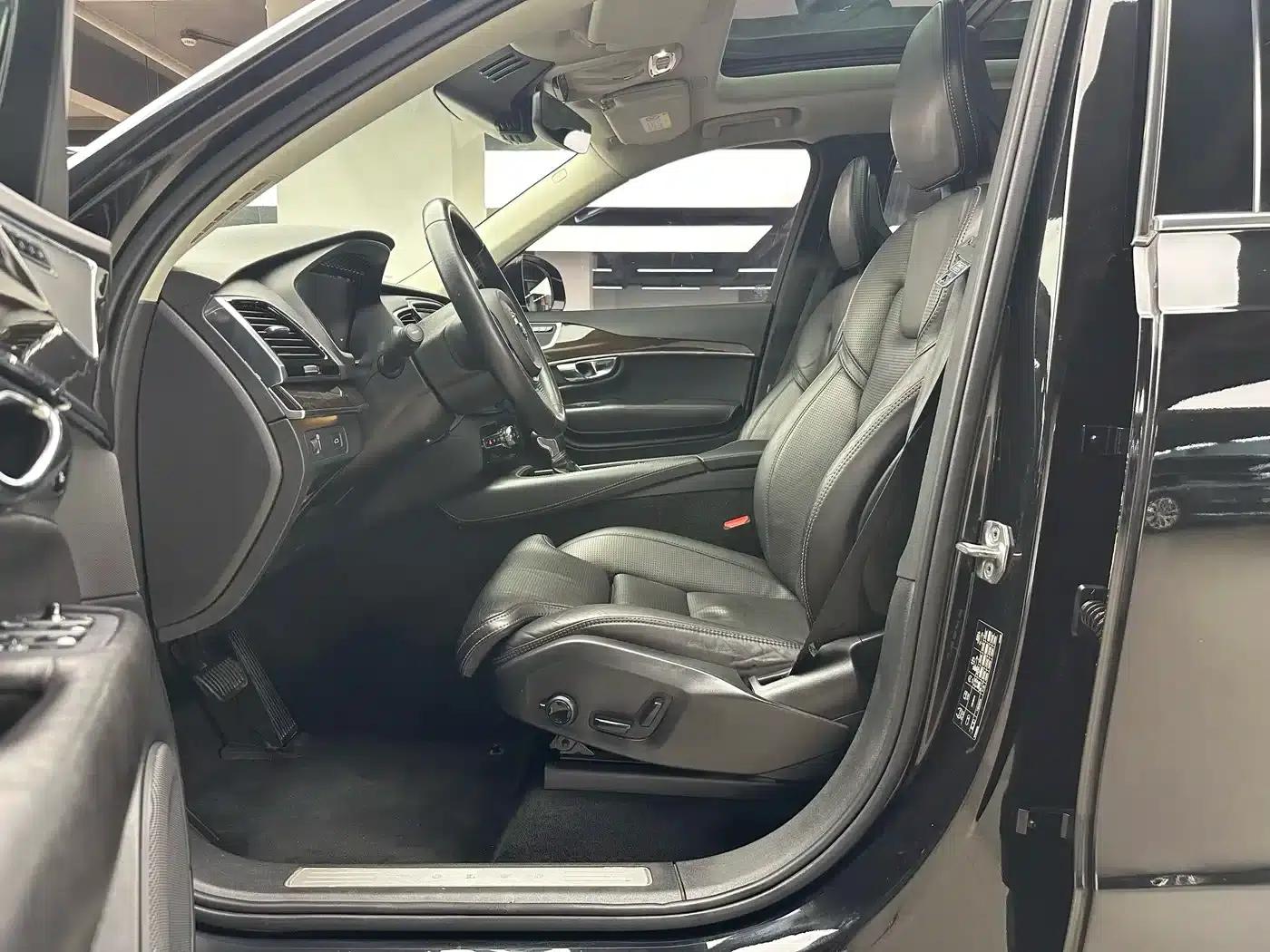 2015 Volvo XC90 T6 Smart Edition 7-seater — миниатюра 6