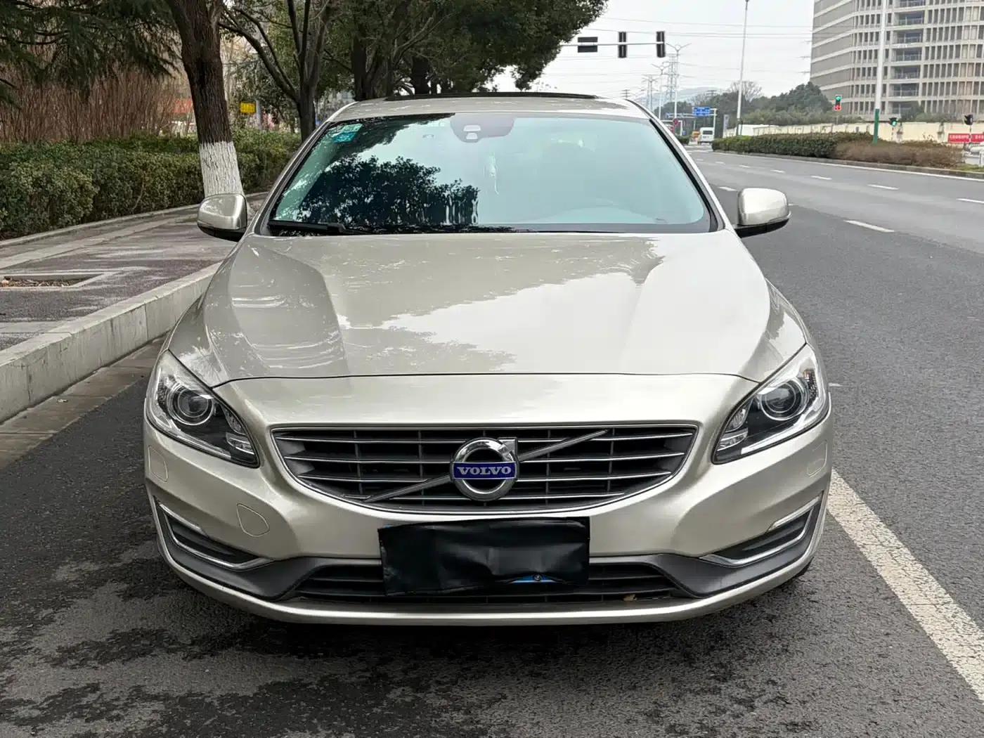 2018 Volvo S60 S60L T3 Smart Edition — миниатюра 2