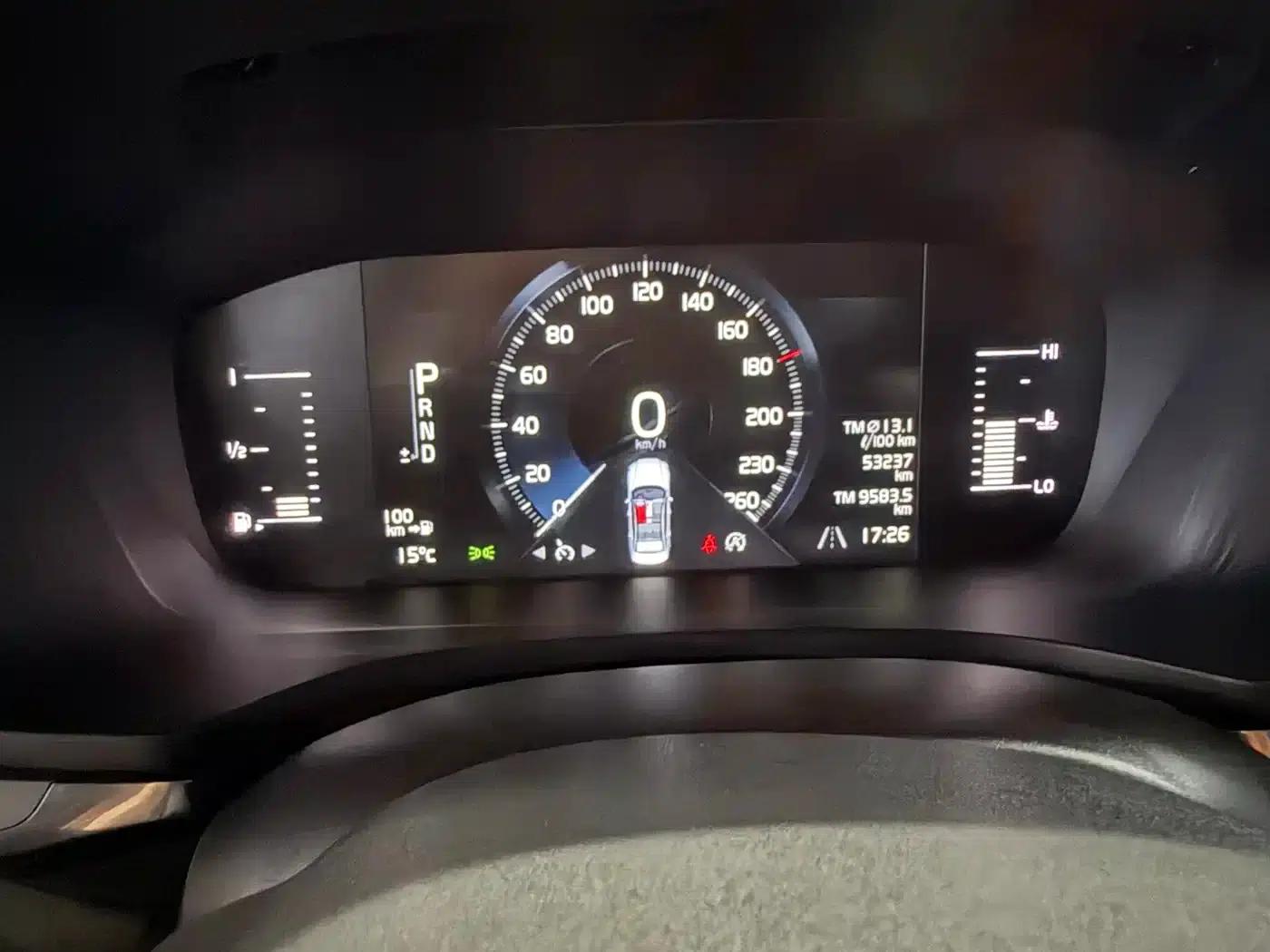 2020 Volvo S60 T4 Inscription Luxury Edition — миниатюра 8