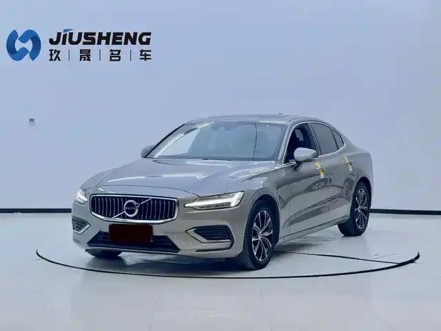 2020 Volvo S60 T4 Inscription Luxury Edition