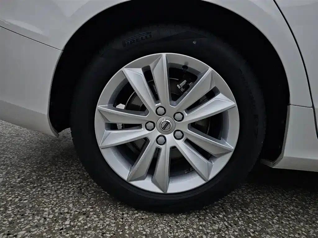 Volvo S60 2020 T3 Smart Luxury Edition — миниатюра 13