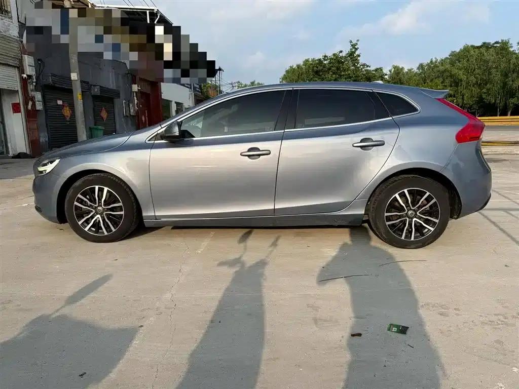 2018 Volvo V40 T3 Smart Edition — миниатюра 6