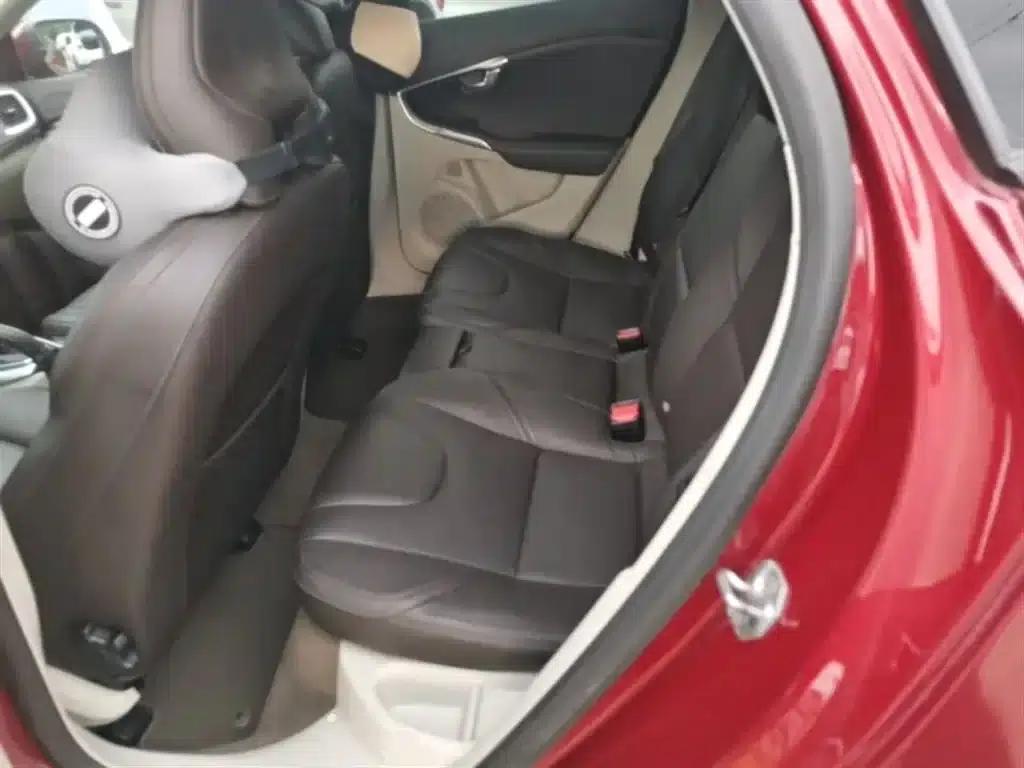 2015 Volvo V40 1.6T Smart Edition — миниатюра 17