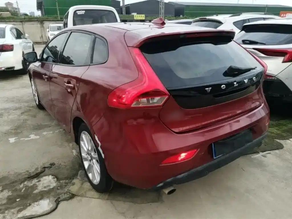 2015 Volvo V40 1.6T Smart Edition — миниатюра 5