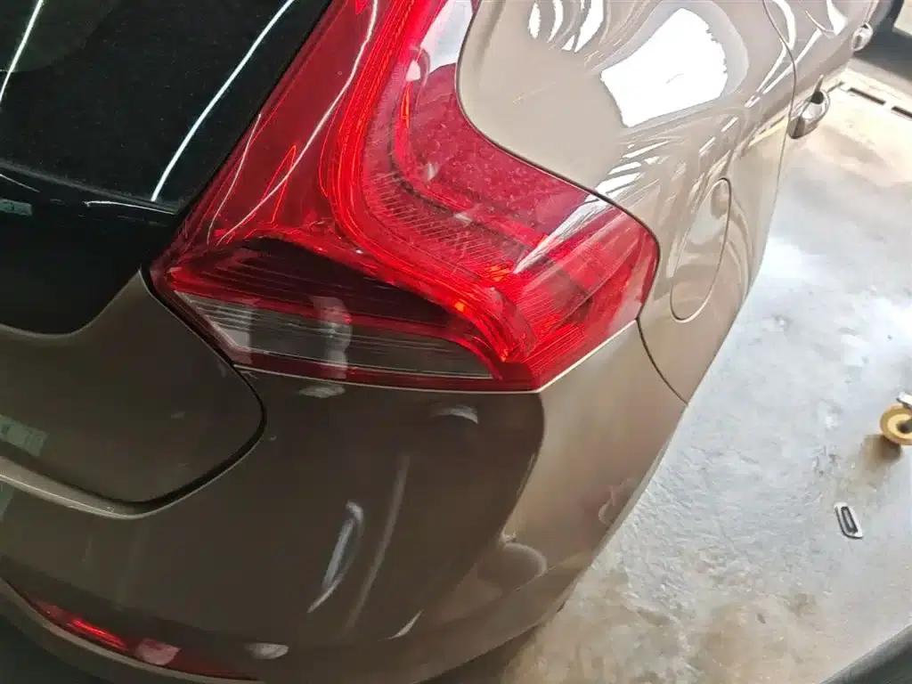 2015 Volvo V40 1.6T Smart Edition — миниатюра 8