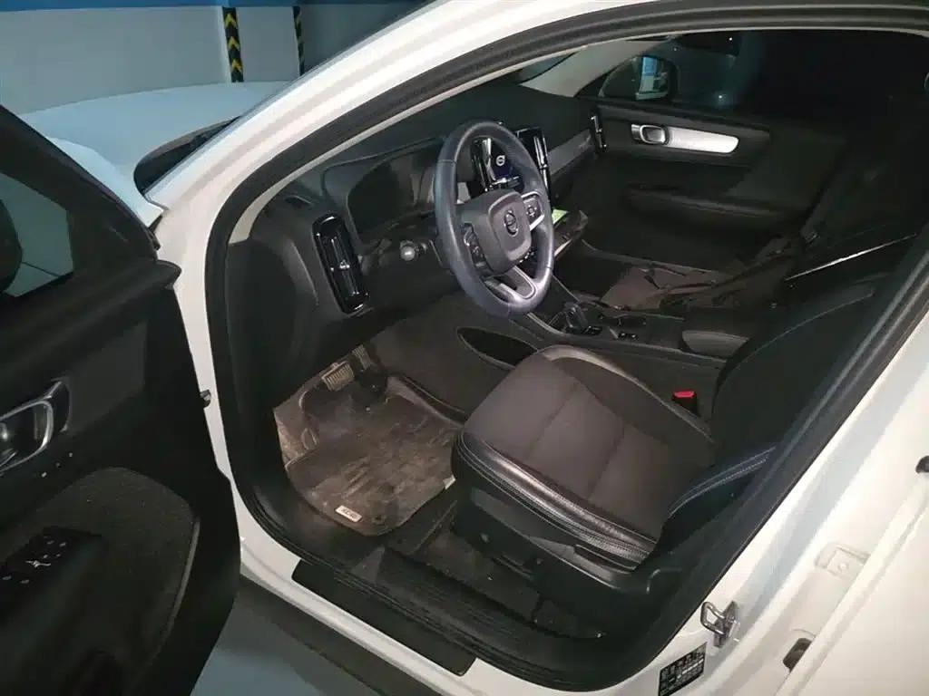 Volvo XC40 2020 T3 Smart Fashion Edition — миниатюра 22