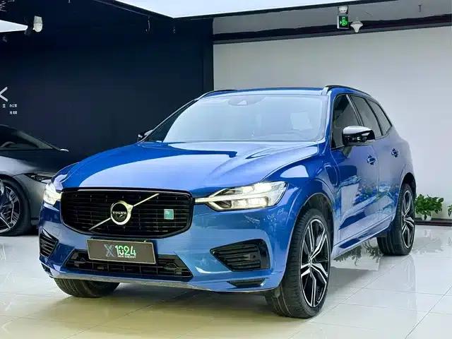 2021 Volvo XC60 Plug-in Hybrid T8 E-Drive Hybrid Smart Sport Edition