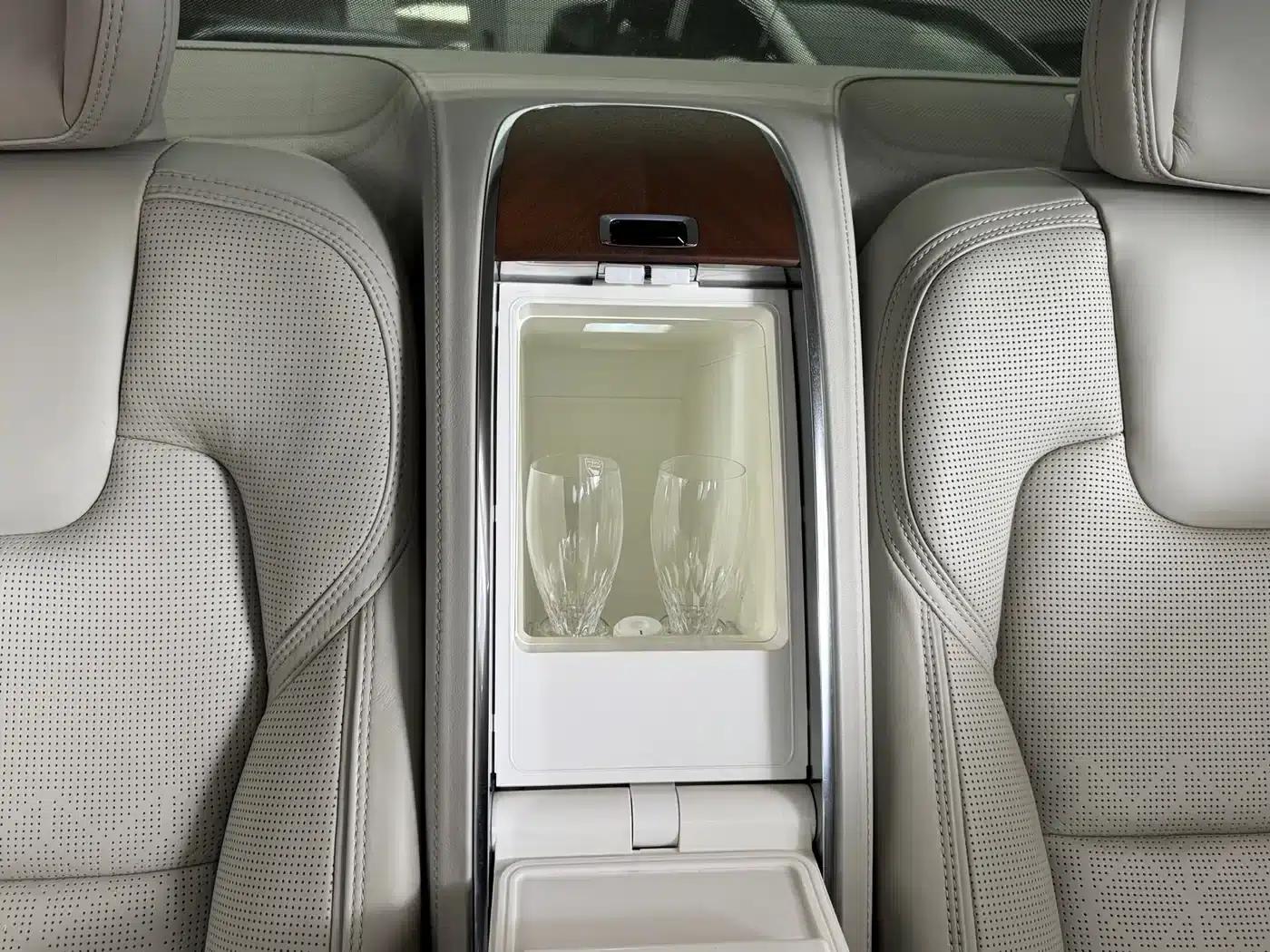 2019 Volvo S90 Plug-in Hybrid T8 E-Drive Hybrid Luxury Edition 3-seater (China V emission standard) — миниатюра 13