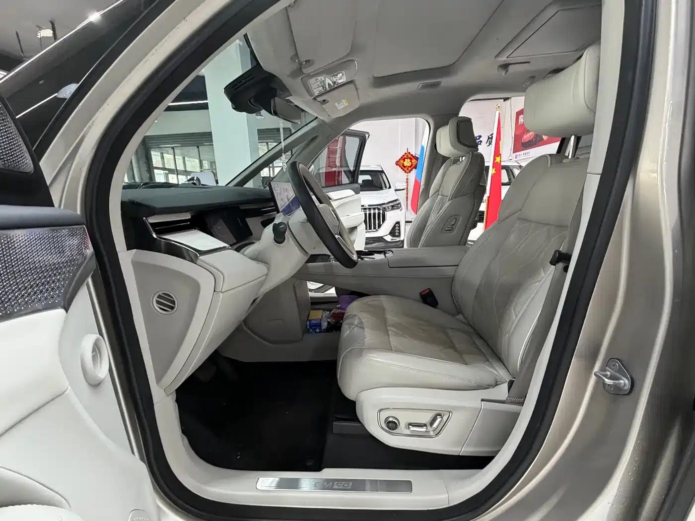 Volvo EM90 2025 Ultra 6-seater — миниатюра 13
