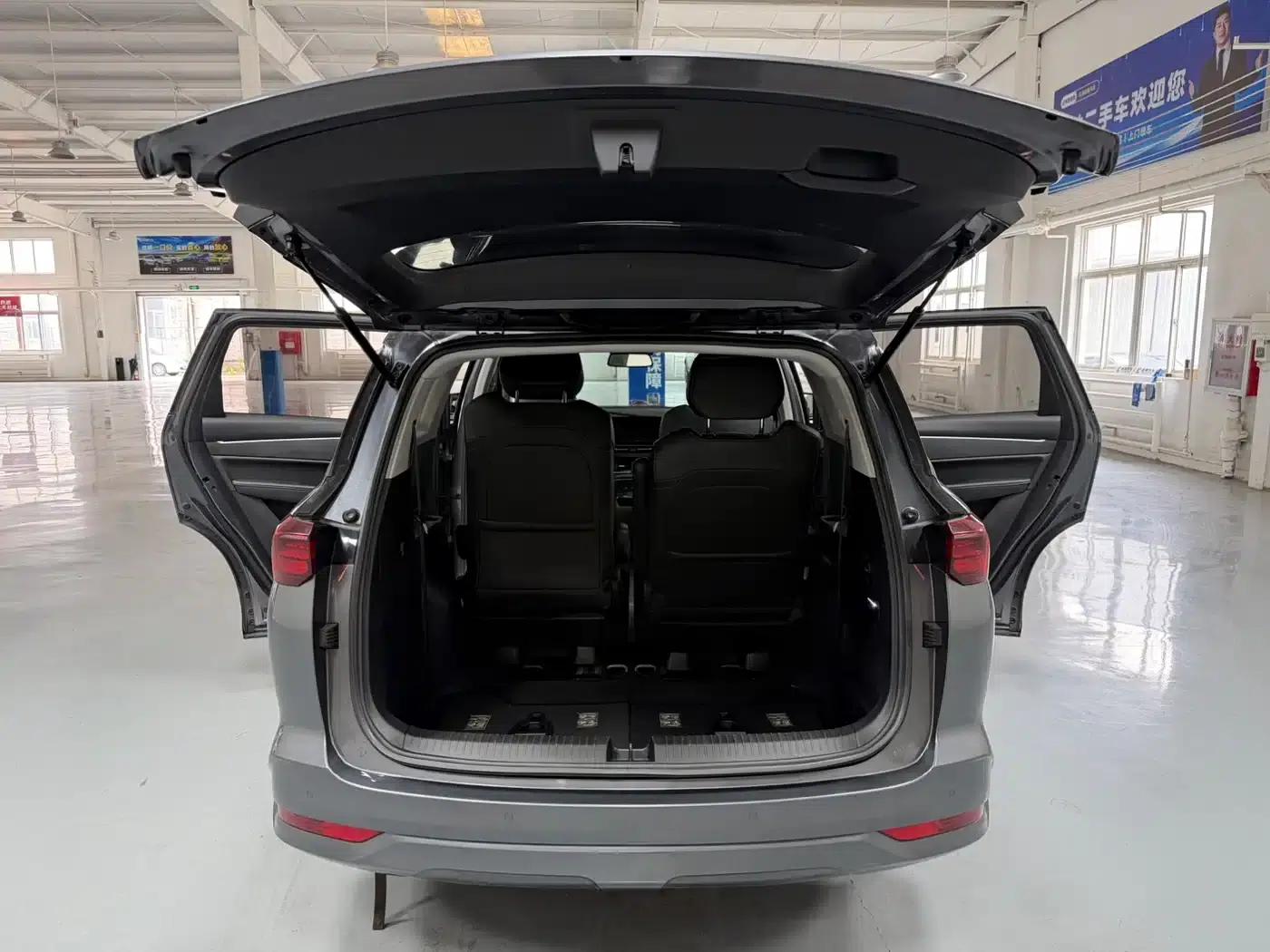 Wuling Capgemini 2022 280T 1.5T CVT Flagship Edition — миниатюра 16