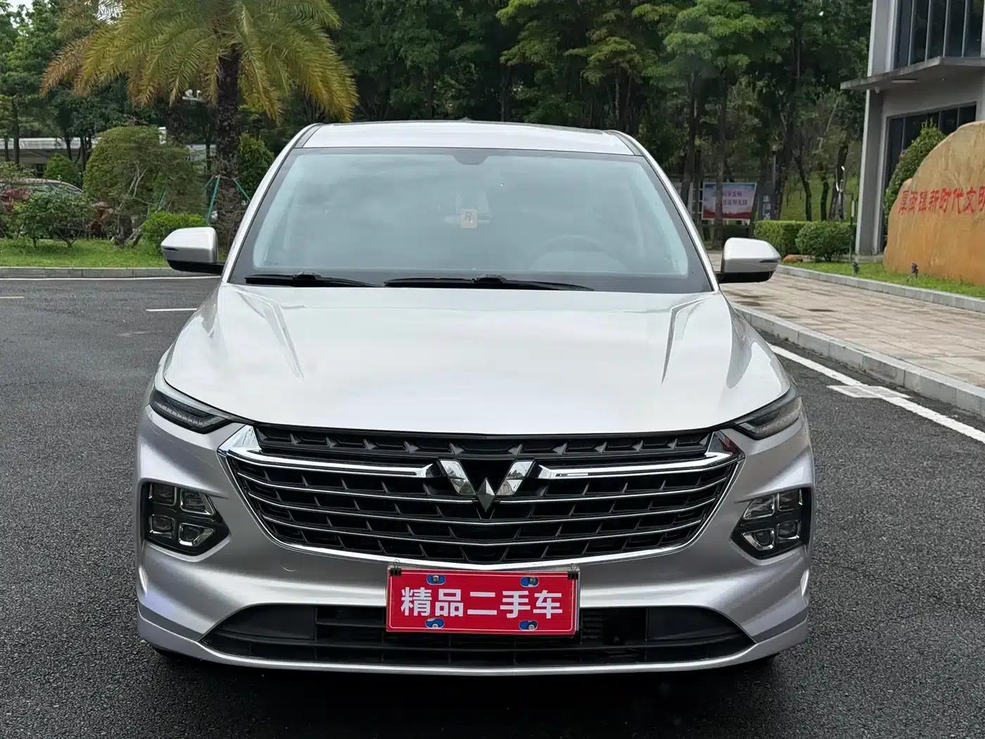 Wuling Capgemini 2020 1.5T CVT Premium Edition — миниатюра 2