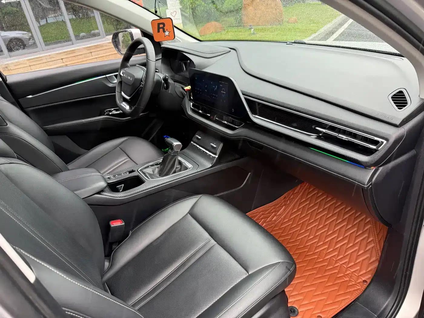 Wuling Capgemini 2020 1.5T CVT Premium Edition — миниатюра 16
