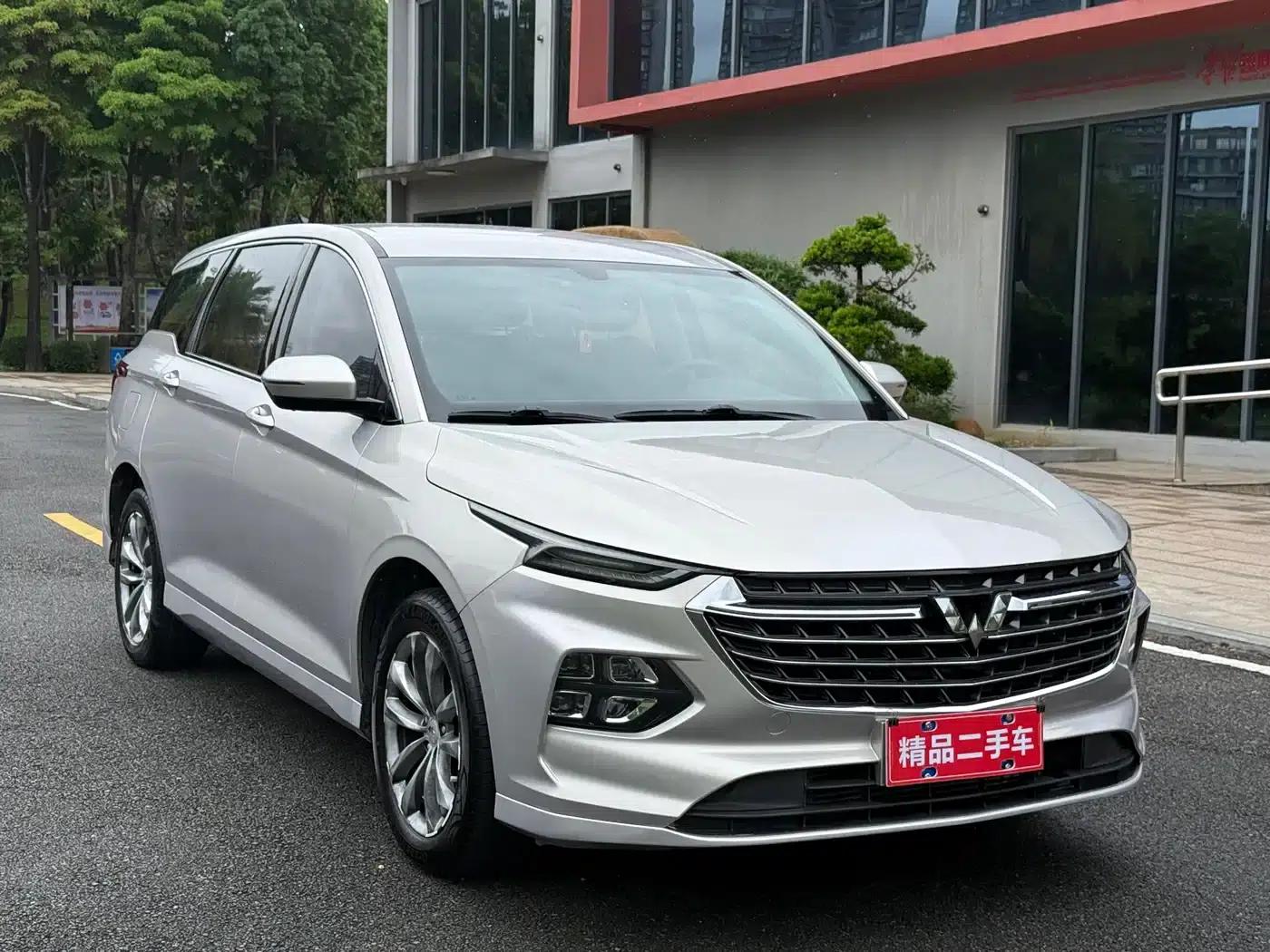 Wuling Capgemini 2020 1.5T CVT Premium Edition — миниатюра 3