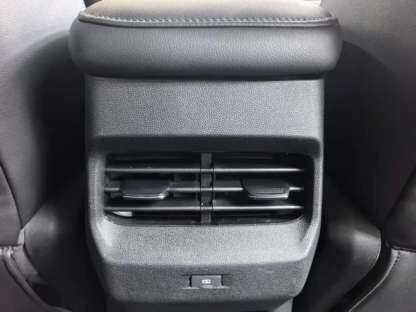 Wuling Xingchen 2021 1.5T CVT Star Edition — миниатюра 10