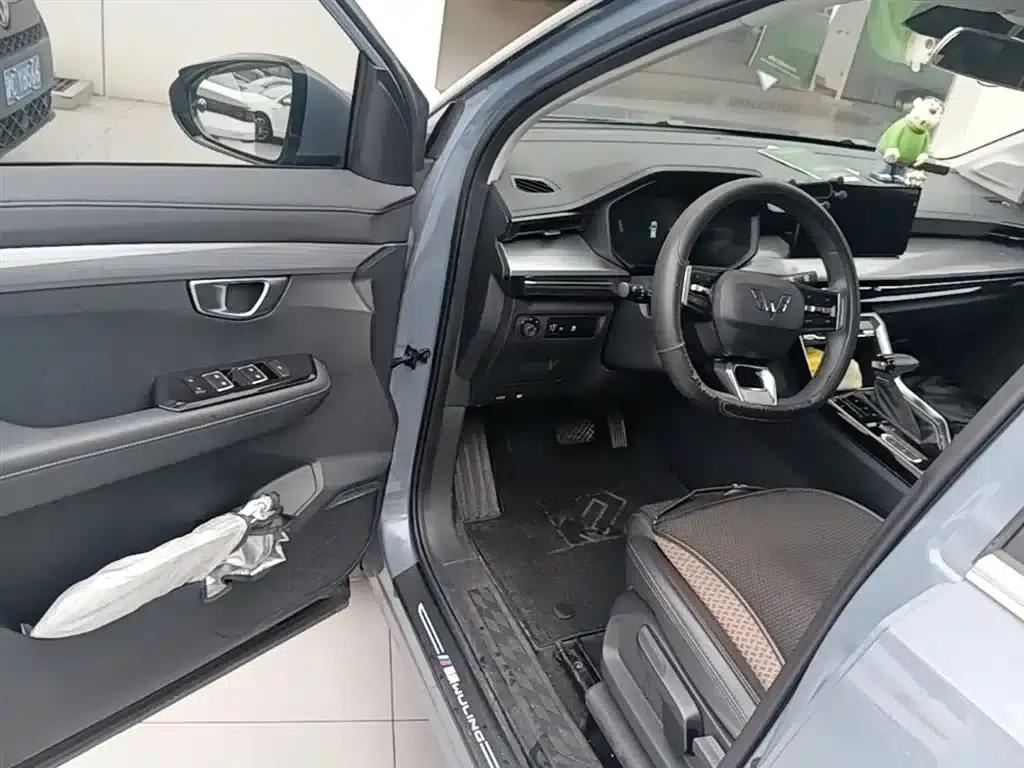 Wuling Xingchen 2021 1.5T CVT Star Edition — миниатюра 16