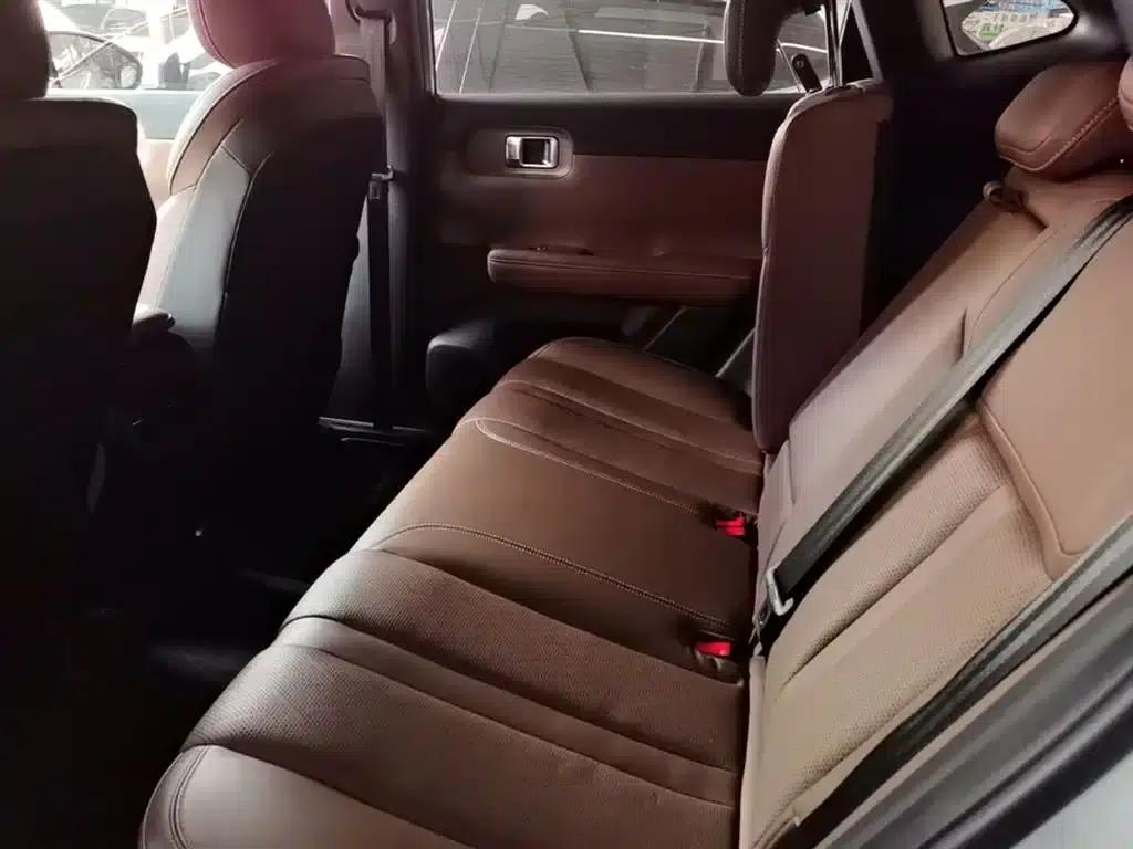 Wuling Xingguang S 2024 Model 130km Navigator Edition — миниатюра 17
