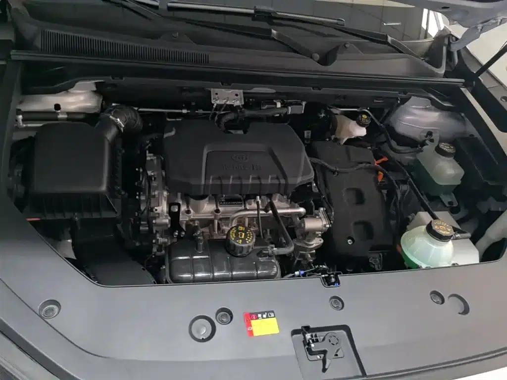 Wuling Xingguang S 2024 Model 130km Navigator Edition — миниатюра 20