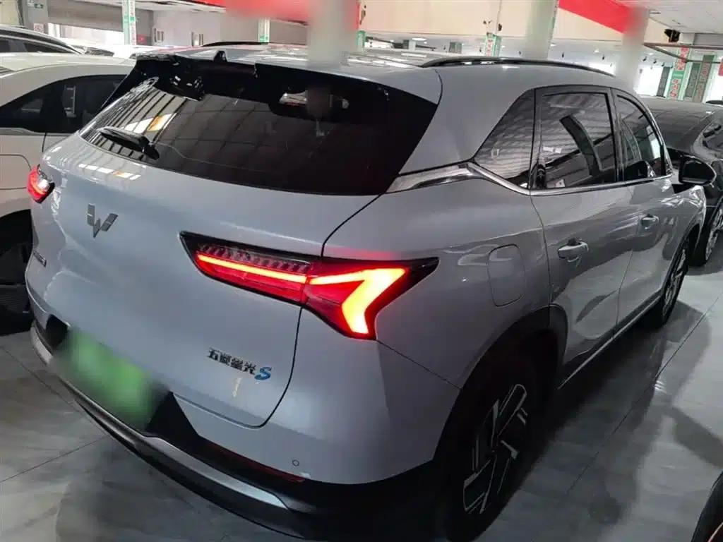 Wuling Xingguang S 2024 Model 130km Navigator Edition — миниатюра 7