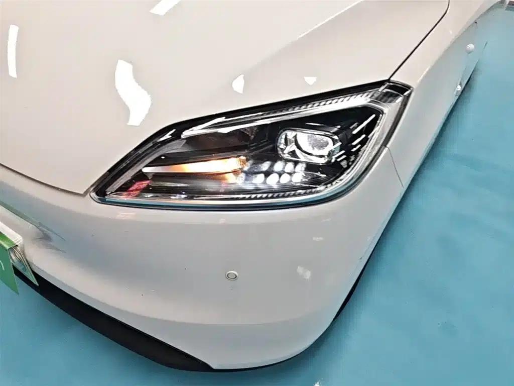 Wuling Hongguang New Energy 2024 Pure Electric Version 300KM Practical Model — миниатюра 24