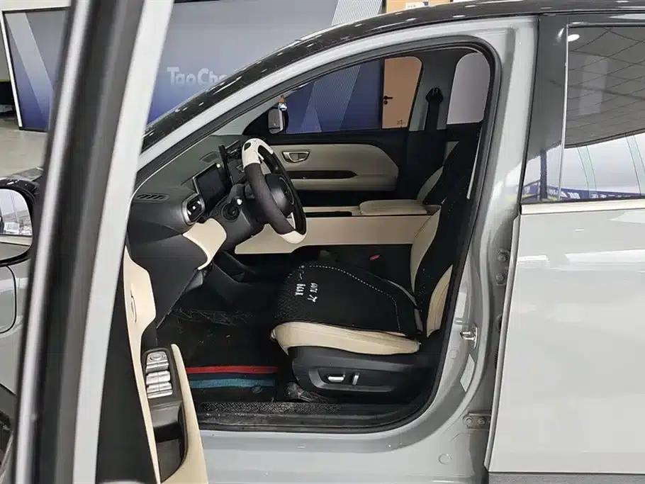 Wuling Bingo PLUS 2024 Model 330km Five-Seater — миниатюра 9