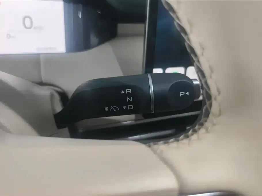 Wuling Bingo PLUS 2024 Model 330km Five-Seater — миниатюра 16