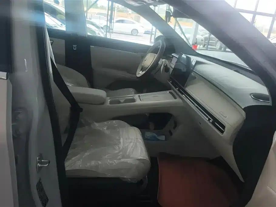 Wuling Bingo PLUS 2024 Model 330km Five-Seater — миниатюра 8