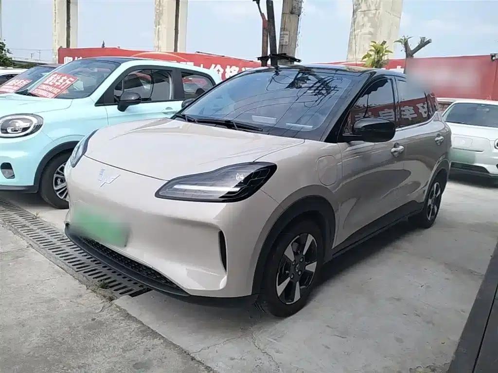 Wuling Bingo PLUS 2024 Model 330km Five-Seater — миниатюра 1
