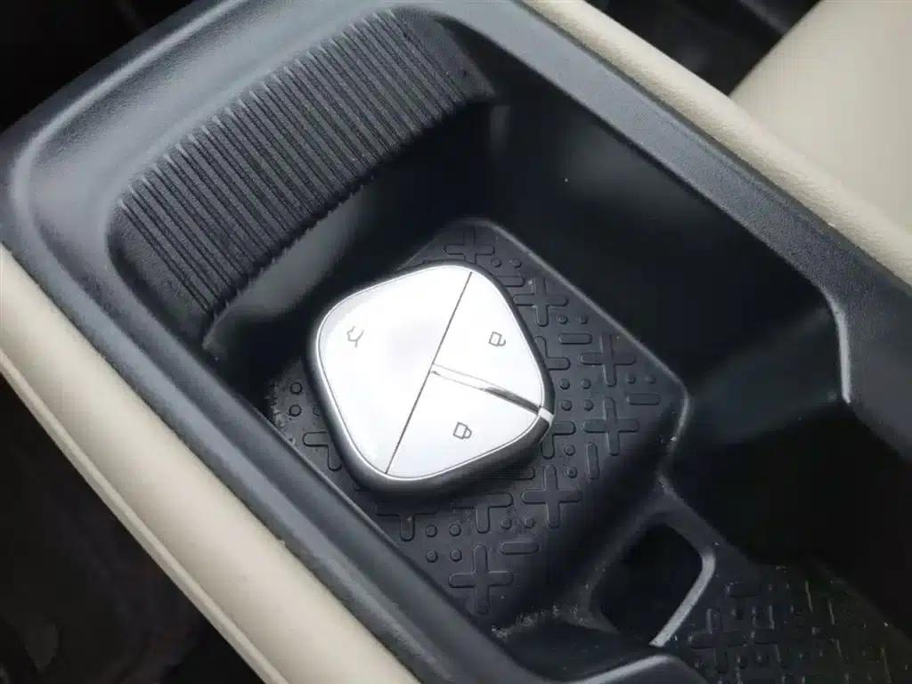 Wuling Bingo PLUS 2024 Model 330km Five-Seater — миниатюра 9