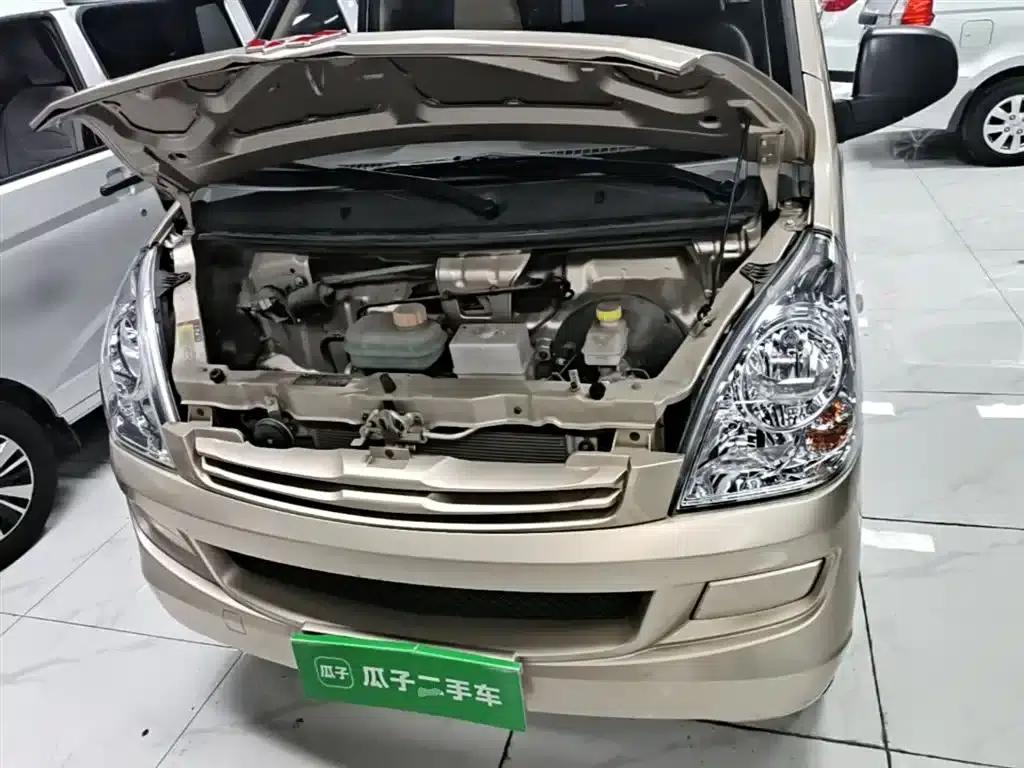 Wuling Rongguang S 2023 1.5L Basic Model 5/7 Seats — миниатюра 20