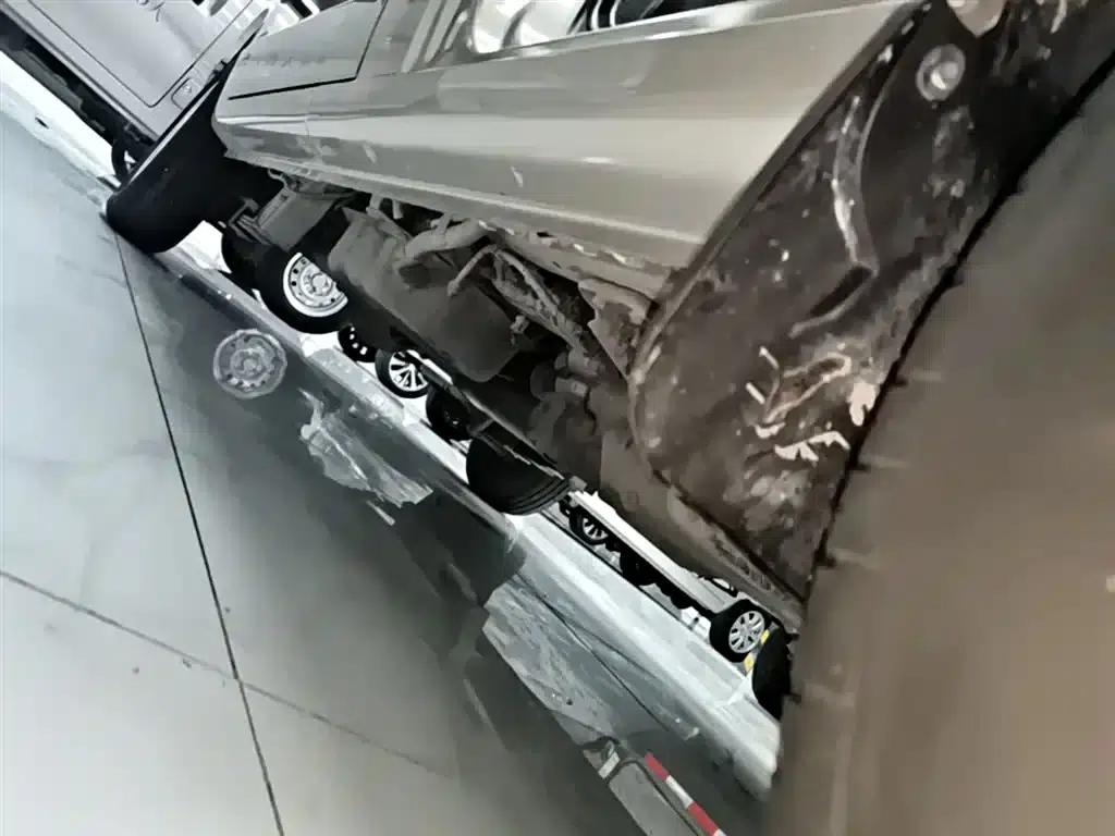 Wuling Rongguang S 2023 1.5L Basic Model 5/7 Seats — миниатюра 21