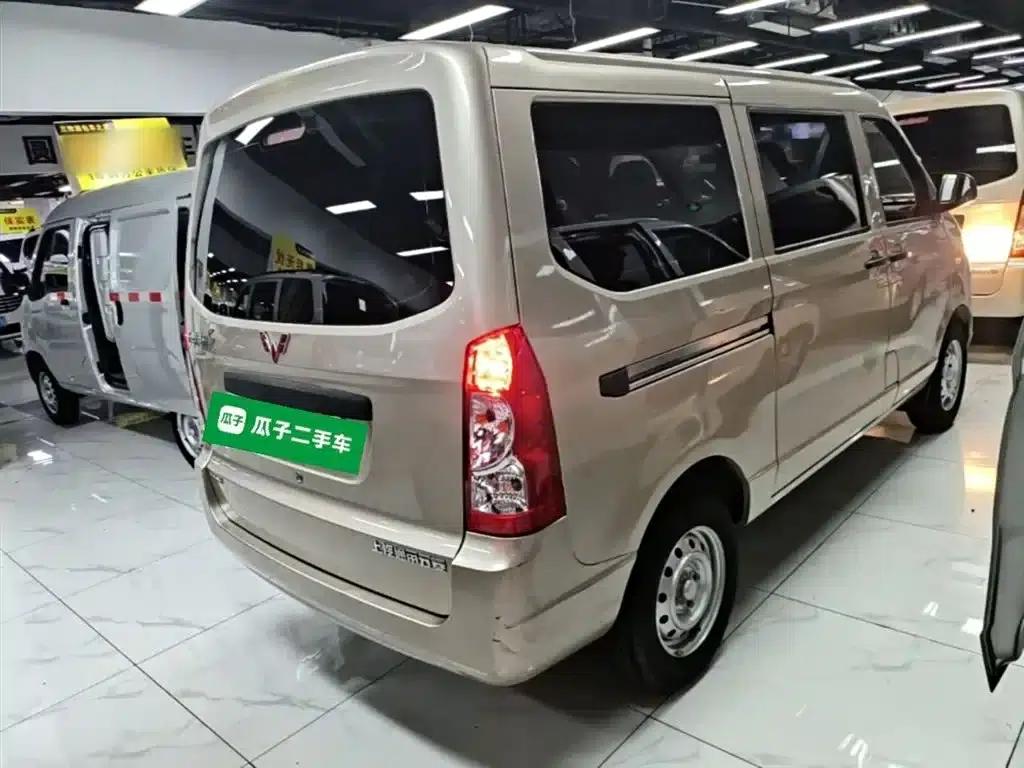 Wuling Rongguang S 2023 1.5L Basic Model 5/7 Seats — миниатюра 7